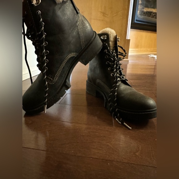 COACH Fur-Lined Leather Boots US 8 - Picture 11 of 12